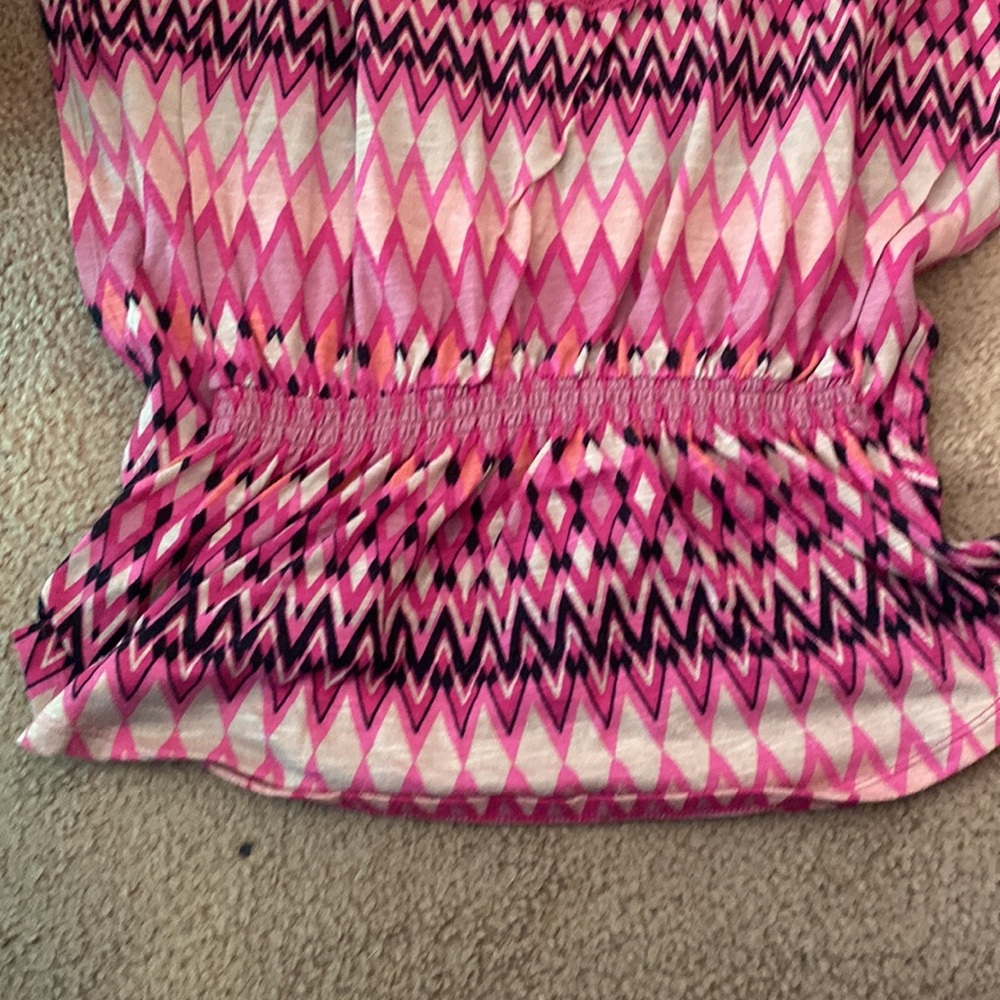 Patterned Blouse - Picture 7 of 7